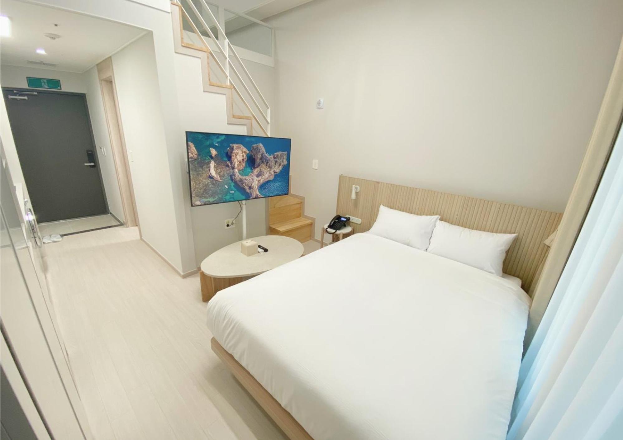 Aparthotel Uh Flat The Sokcho Esterno foto