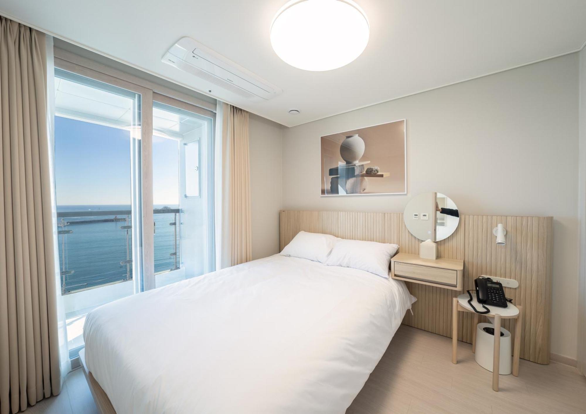 Aparthotel Uh Flat The Sokcho Esterno foto