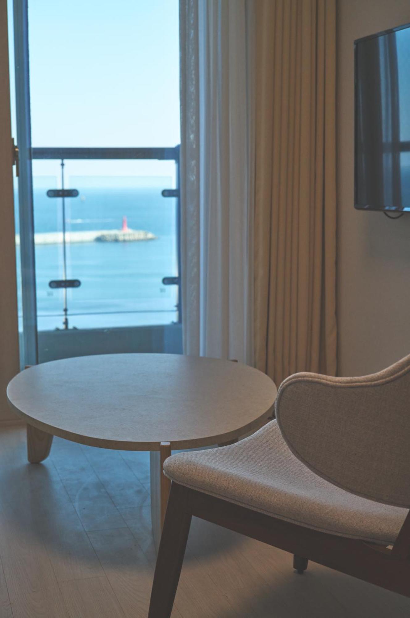 Aparthotel Uh Flat The Sokcho Esterno foto